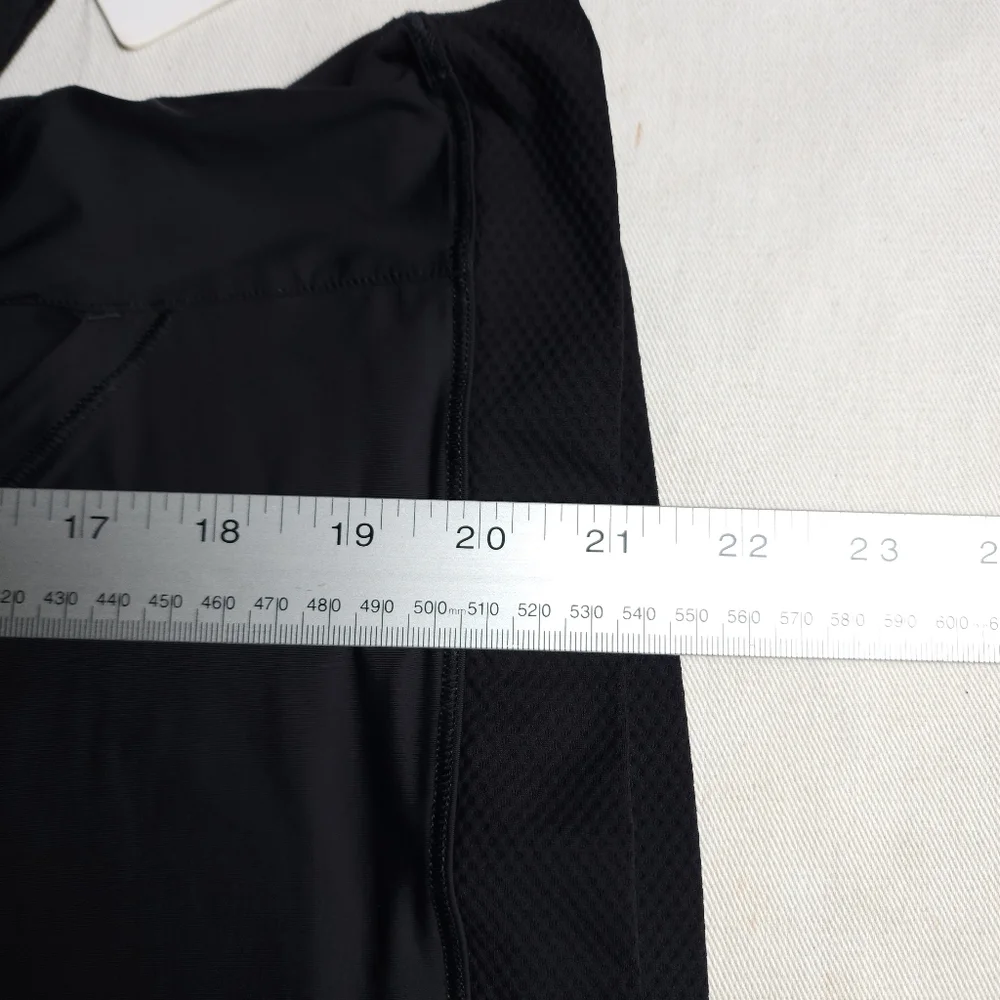 Lululemon Sleek Performance 1/2 Zip Hood Pullover - Picture 9 of 9